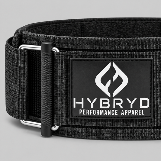 Close-up of heavy-duty black steel buckle on Hybryd felt-backed lifting belt