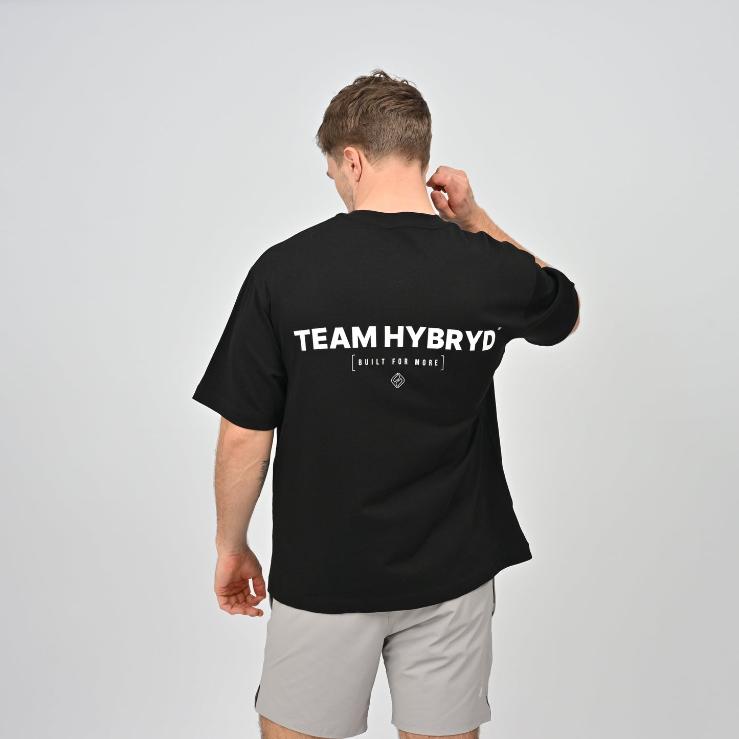 Hybryd Team Tee in black