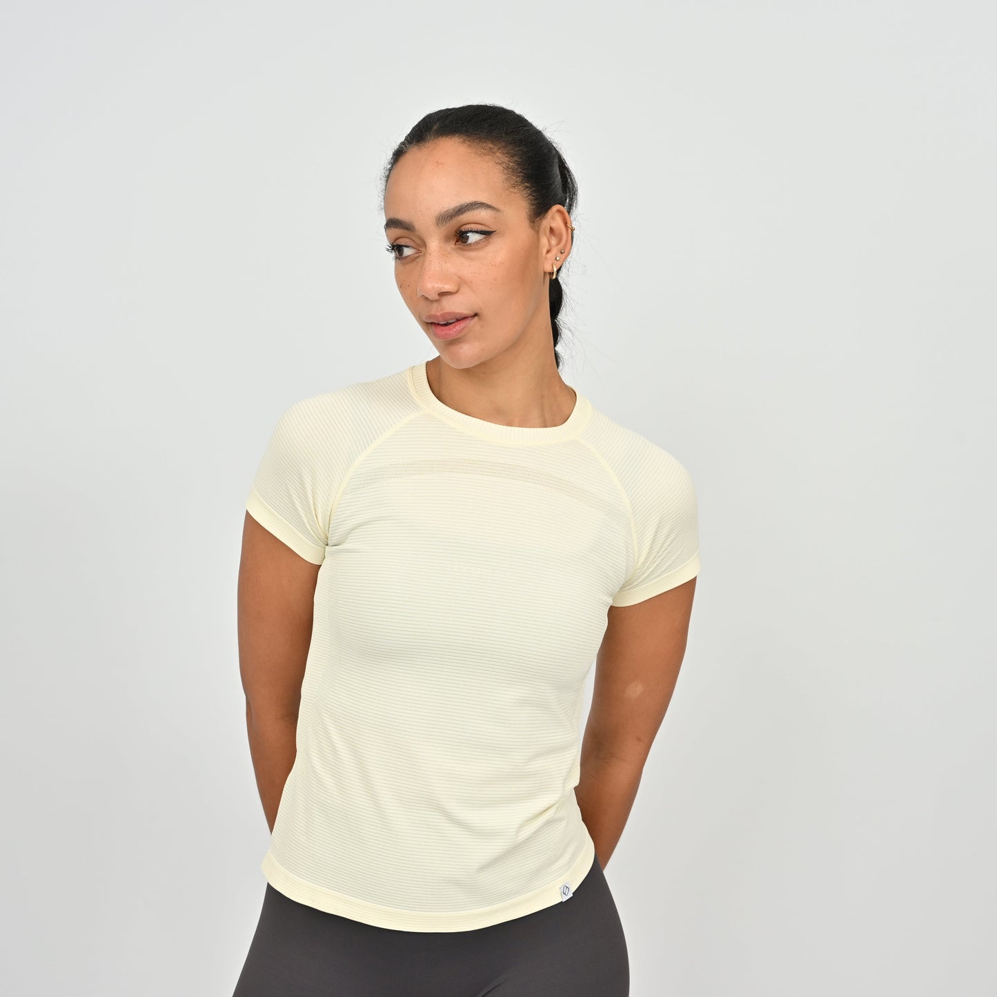 Hybryd yellow gym t-shirt
