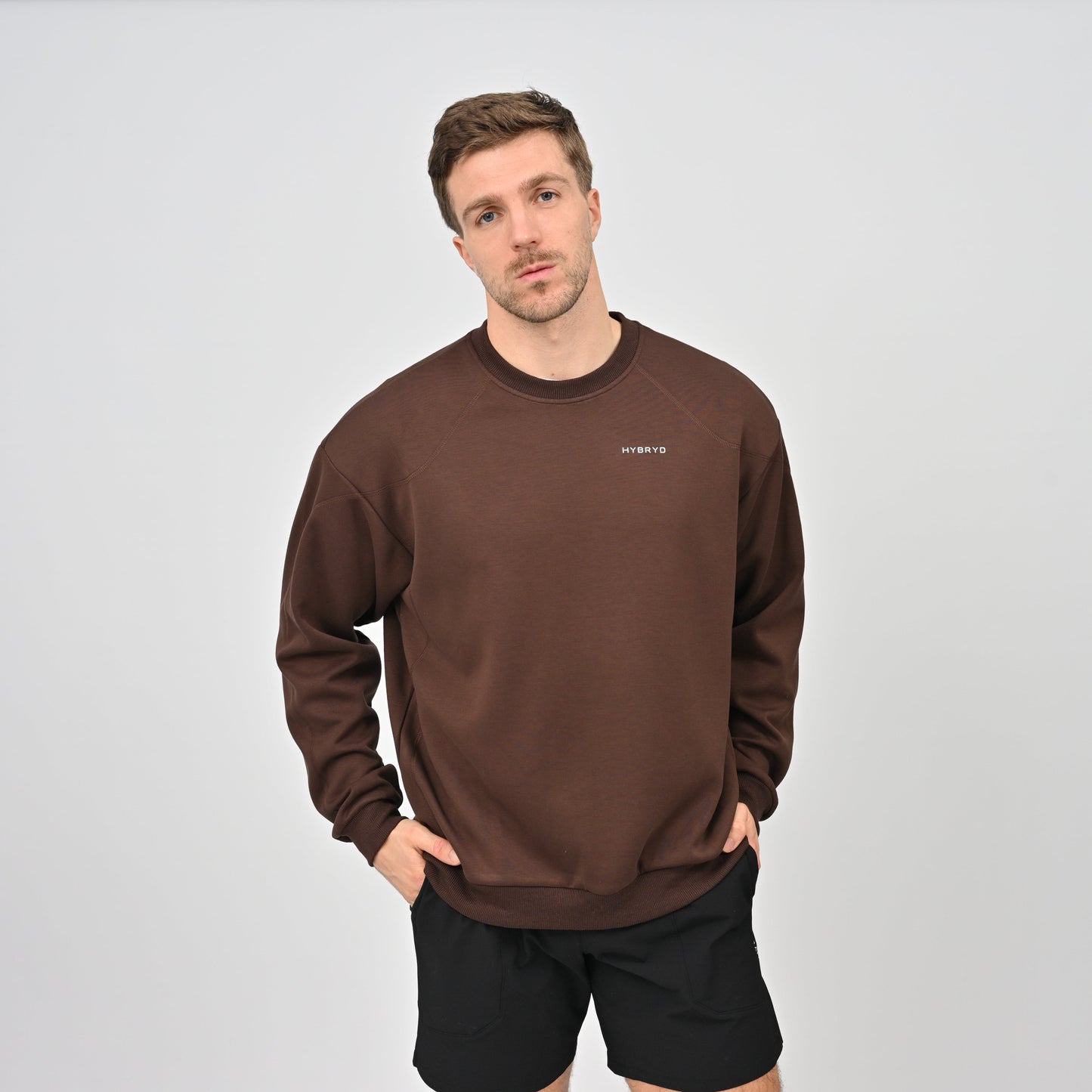 Hybryd slouchy brown crew sweater