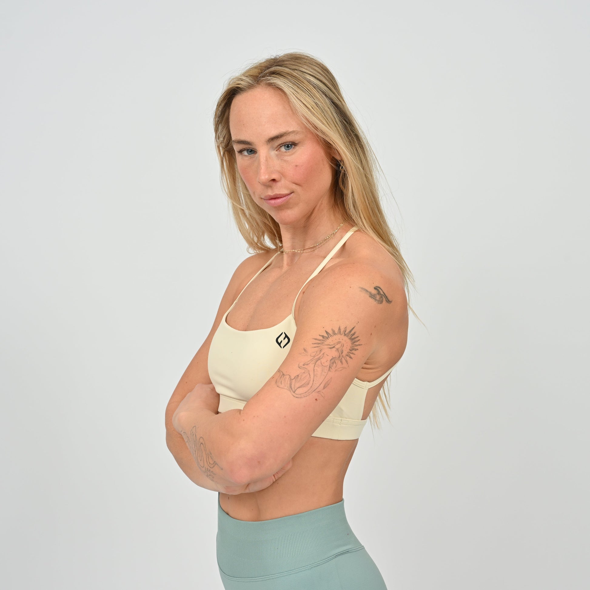 Hybryd backless bra with pads