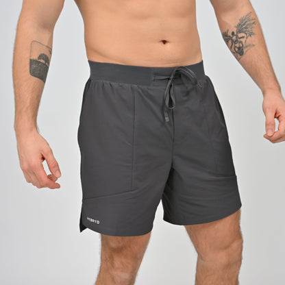 Hybryd athlete in gym shorts with inner