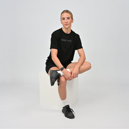 Woman wearing a black Hybryd t-shirt